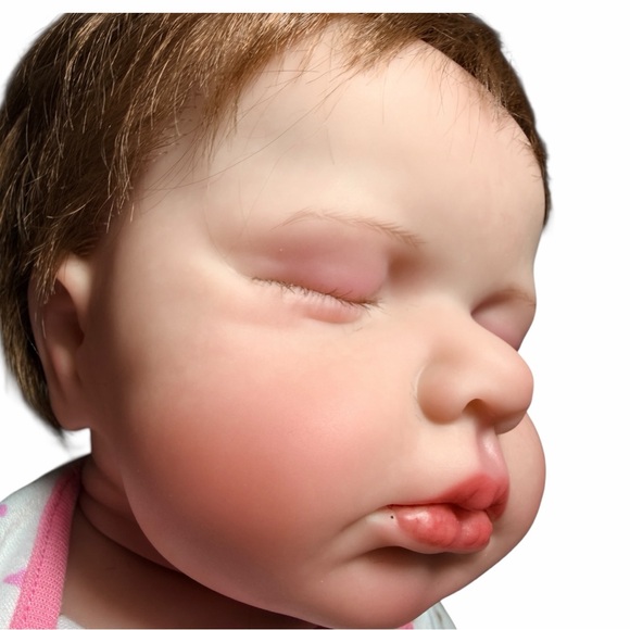 Reborn Realistic Baby Doll Girl- Anatomically Correct w/ Accessories (NEW) - Picture 3 of 9